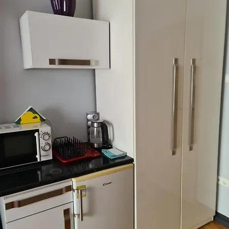 Kwatera prywatna Hel-tour Gościnne *