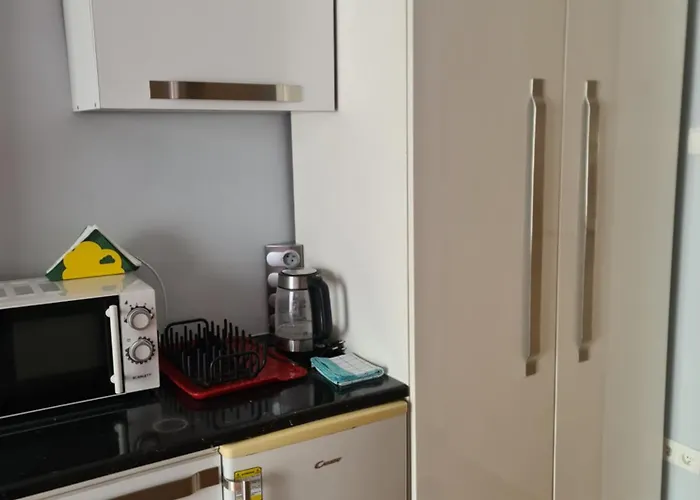 Δωμάτια σε οικογενειακή κατοικία Hel-tour Goscinne *