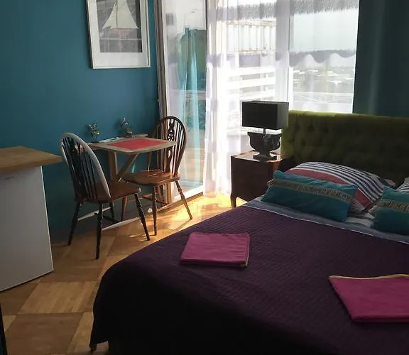 Hel-tour Goscinne Δωμάτια σε οικογενειακή κατοικία